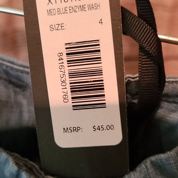 Max Jean Shorts NWT - Picture 6 of 7